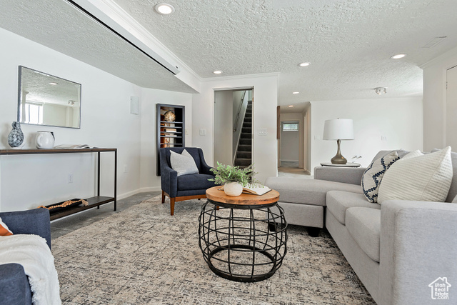 Photo 16 for MLS #2076131 at 579 E 13th Ave