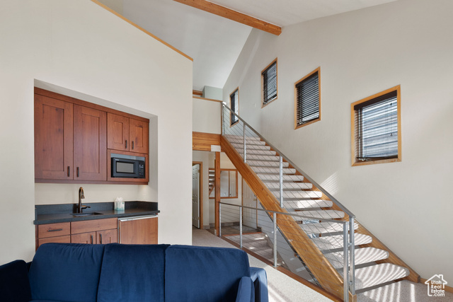 Photo 28 for MLS #2076240 at 320 Marsac Ave