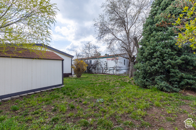 Photo 19 for MLS #2076356 at 5075 W 4700 South #76
