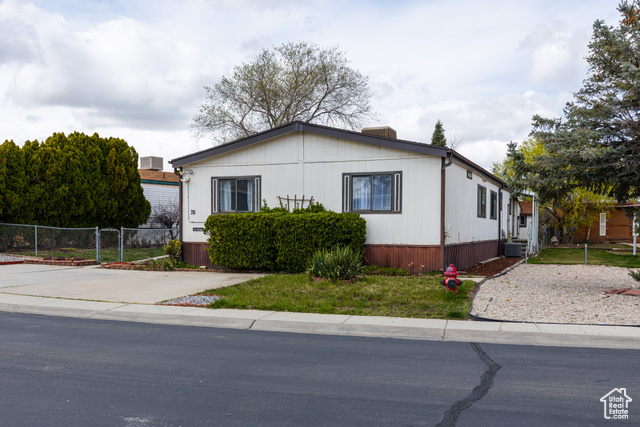 Photo 24 for MLS #2076356 at 5075 W 4700 South #76