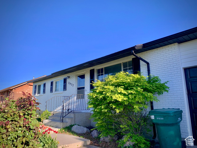 3977 W 5625 S, Roy UT 84067
