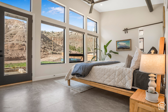 Photo 19 for MLS #2076417 at 160 W Pebble