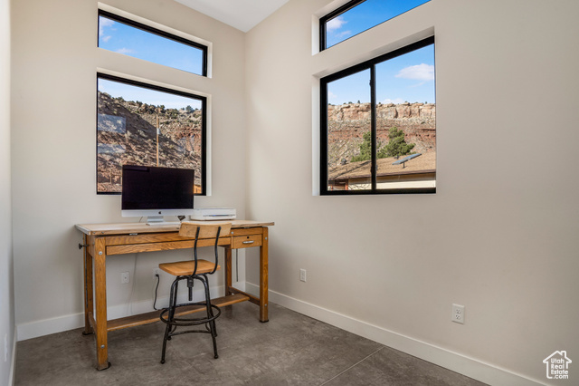 Photo 24 for MLS #2076417 at 160 W Pebble