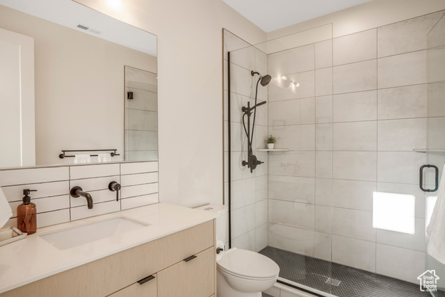 Photo 32 for MLS #2076417 at 160 W Pebble