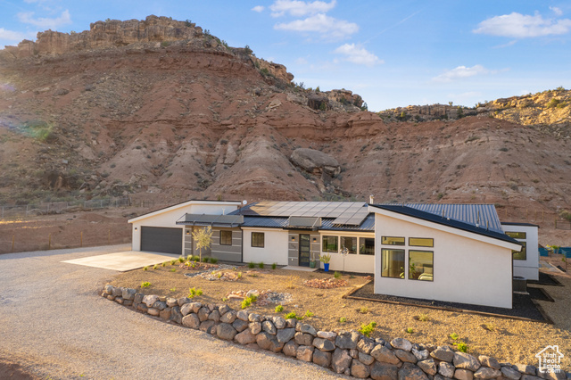Photo 53 for MLS #2076417 at 160 W Pebble