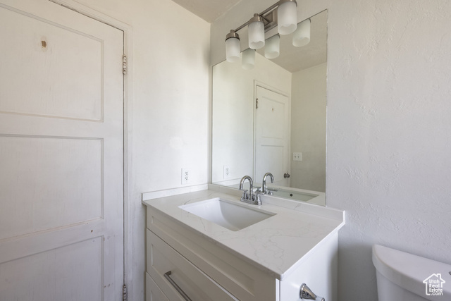 Photo 11 for MLS #2076422 at 997 E 460 South