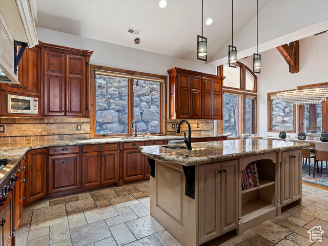 Photo 14 for MLS #2076430 at 6739 E Via Cortina St
