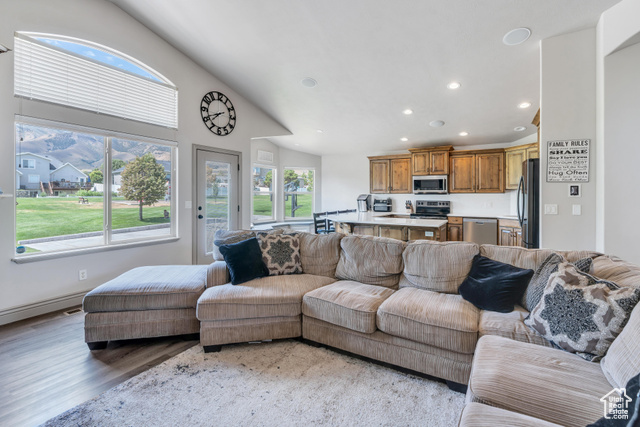 Photo 19 for MLS #2076465 at 4071 S Sandpiper Ln