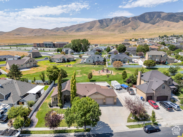Photo 3 for MLS #2076465 at 4071 S Sandpiper Ln