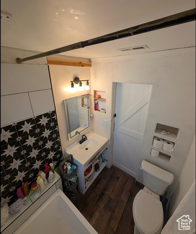 Photo 5 for MLS #2076512 at 296 W 700 North