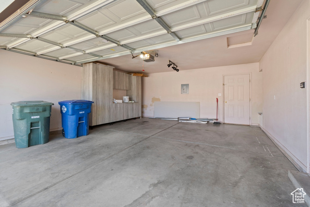 Photo 14 for MLS #2076513 at 45 W Center St #2