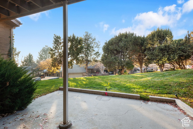 Photo 41 for MLS #2076658 at 819 N Juniperpoint Dr