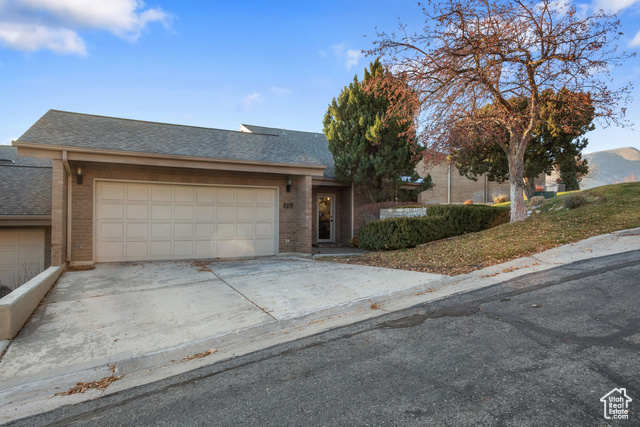 Photo 44 for MLS #2076658 at 819 N Juniperpoint Dr