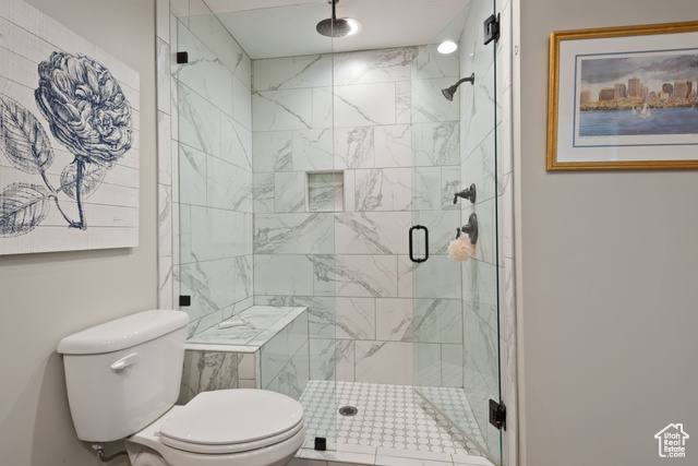 Photo 24 for MLS #2076658 at 819 N Juniperpoint Dr