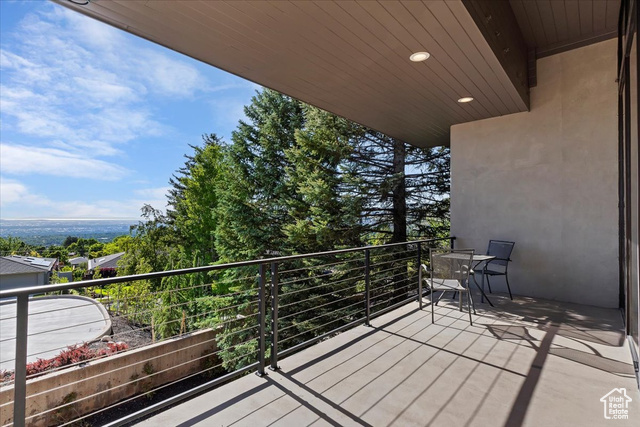 Photo 53 for MLS #2076699 at 1449 S Devonshire Dr