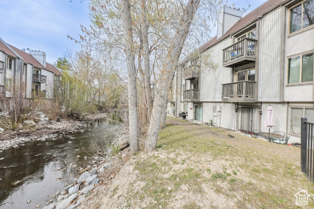 440 E CREEKSIDE CIR #D, Murray UT 84107