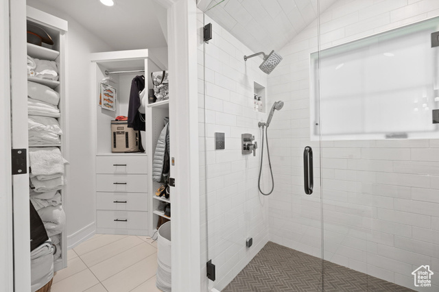 Photo 32 for MLS #2076882 at 1216 Rothwell Rd