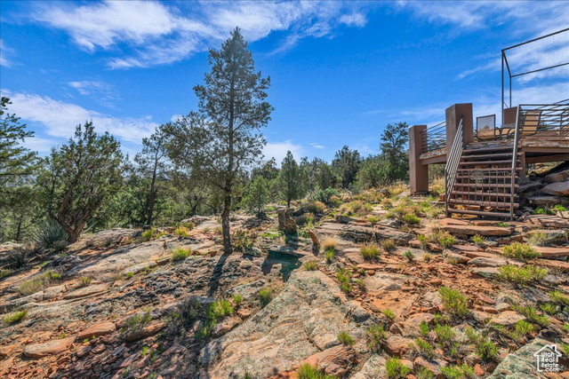 Photo 13 for MLS #2076951 at 478 N Pinion Dr