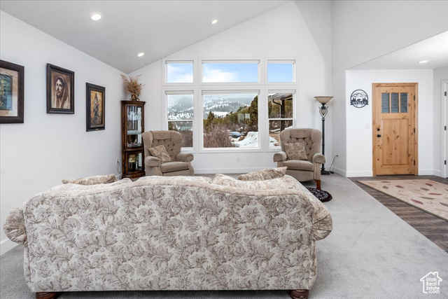 Photo 9 for MLS #2076971 at 1510 S Mahogany Dr