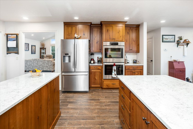Photo 14 for MLS #2076971 at 1510 S Mahogany Dr