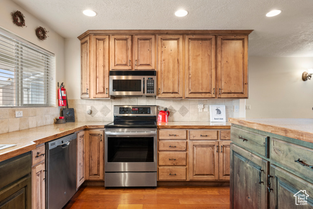 Photo 9 for MLS #2077119 at 17 Wedge Way
