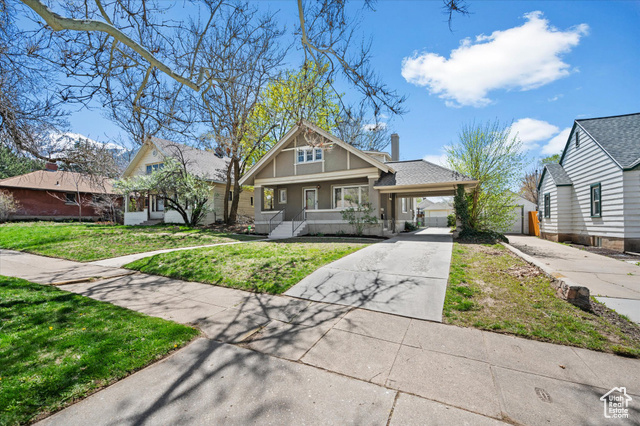 Photo 3 for MLS #2077130 at 1171 24th