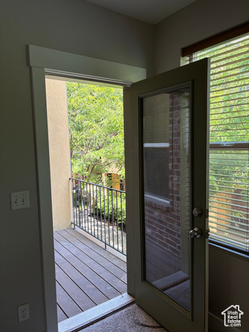 Photo 15 for MLS #2077150 at 162 W Barry Links Way