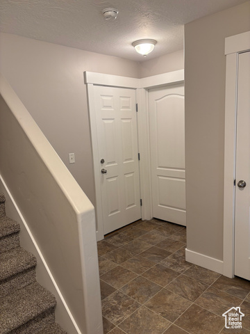 Photo 5 for MLS #2077150 at 162 W Barry Links Way