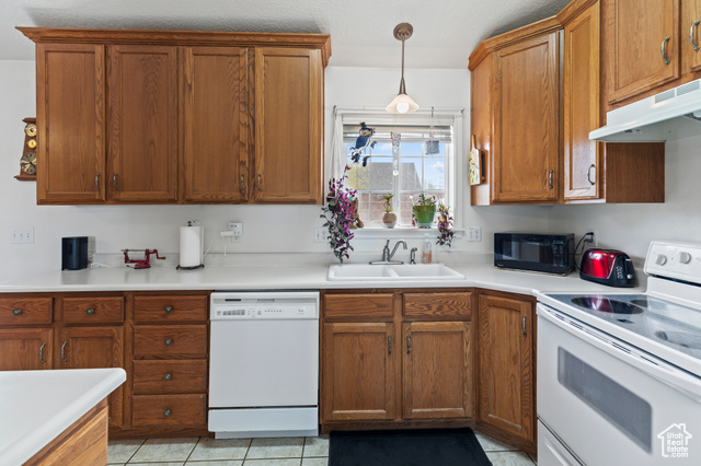 Photo 8 for MLS #2077255 at 245 Sunset Drive