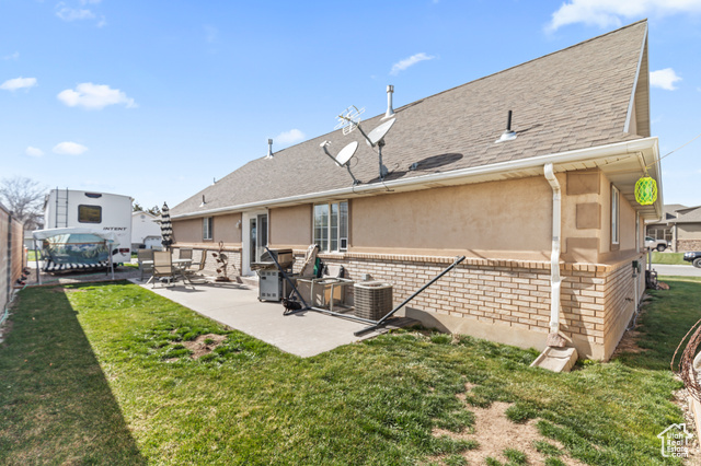 Photo 21 for MLS #2077255 at 245 Sunset Drive