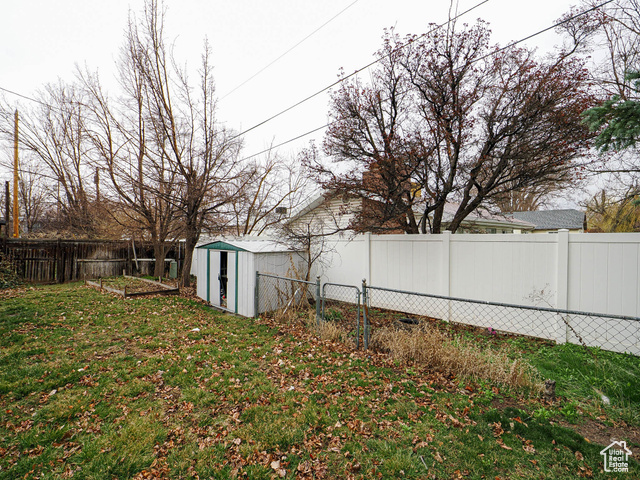 Photo 31 for MLS #2077430 at 405 E Scott Ave