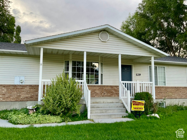 Photo 5 for MLS #2077449 at 129 N 3rd