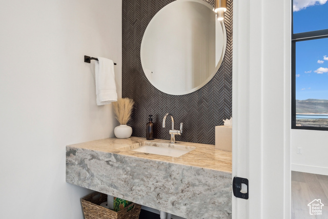 Photo 57 for MLS #2077476 at 1526 W Orion Way