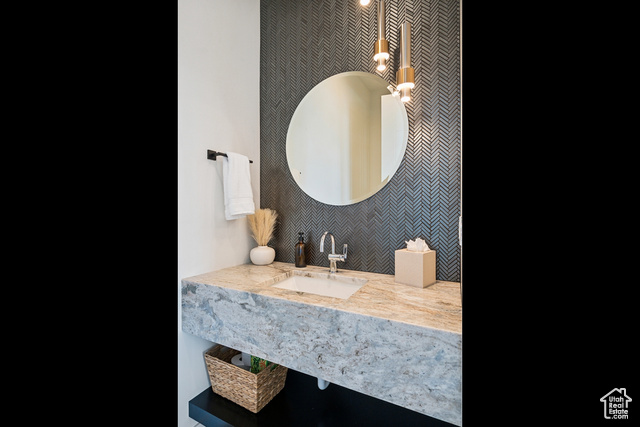 Photo 56 for MLS #2077476 at 1526 W Orion Way