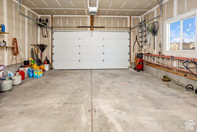 Photo 34 for MLS #2077490 at 458 W 275 South