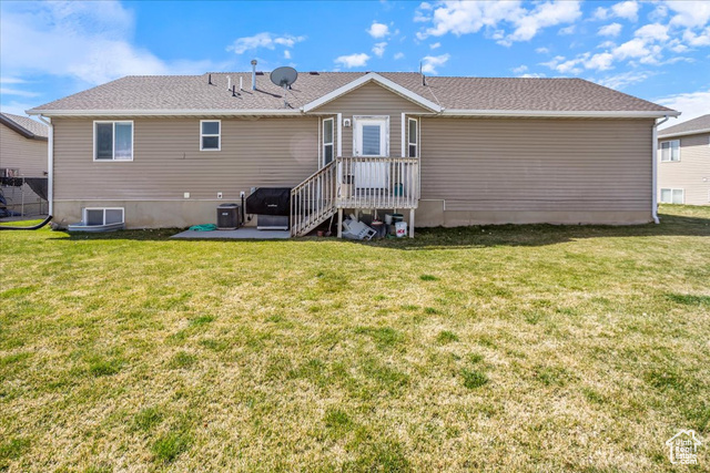 Photo 40 for MLS #2077490 at 458 W 275 South