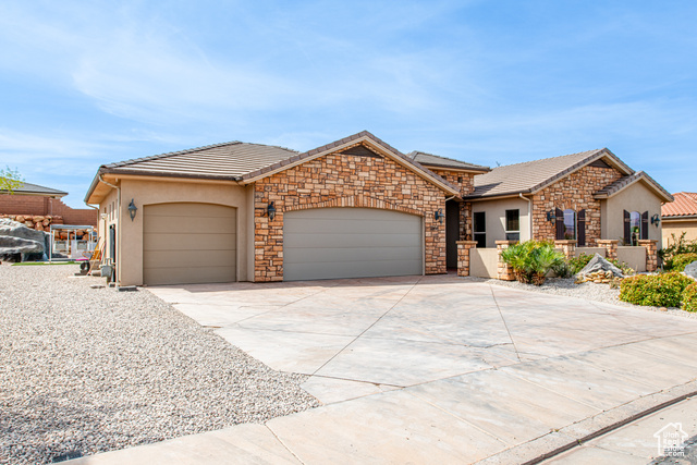 Photo 5 for MLS #2077499 at 1166 E Colt Ave