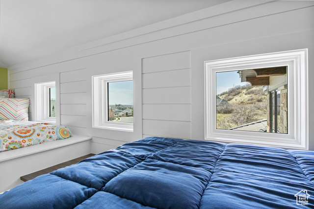 Photo 117 for MLS #2077504 at 1333 N Eastview Ln