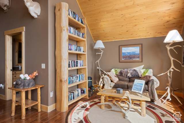 Photo 20 for MLS #2077721 at 679 N Cambry Dr