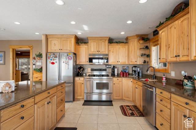 Photo 11 for MLS #2077721 at 679 N Cambry Dr