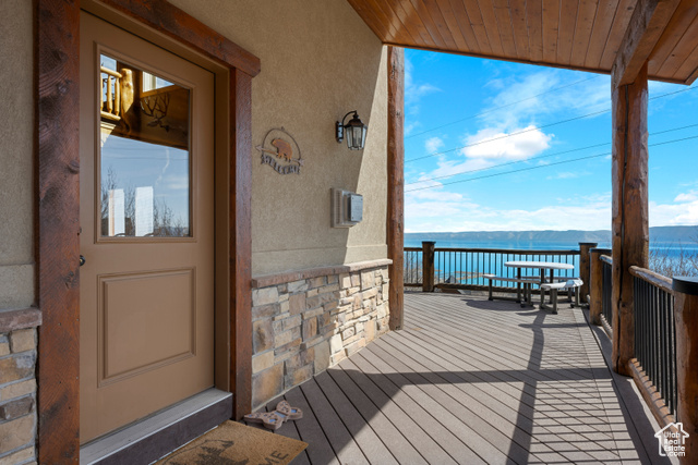 Photo 5 for MLS #2077721 at 679 N Cambry Dr