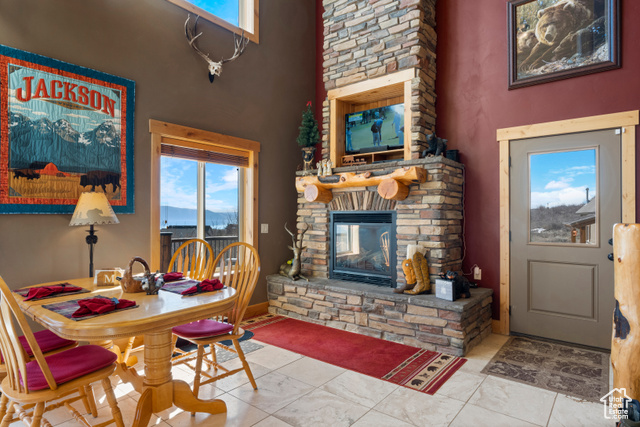 Photo 7 for MLS #2077721 at 679 N Cambry Dr
