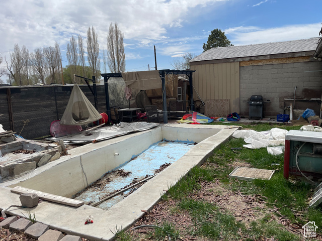 Photo 17 for MLS #2077744 at 245 S 200 East