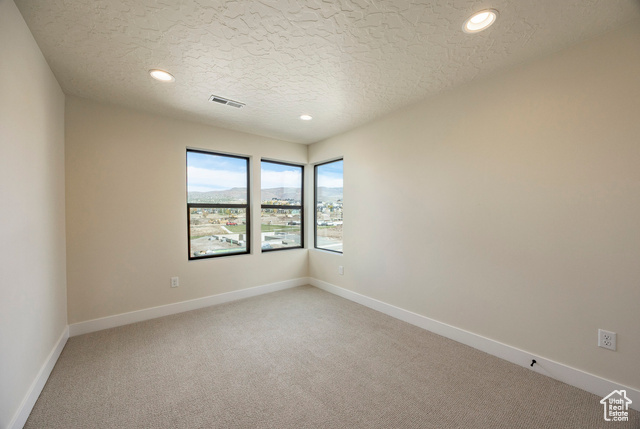Photo 17 for MLS #2077787 at 2862 E Hayloft Ln #216