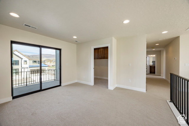 Photo 14 for MLS #2077787 at 2862 E Hayloft Ln #216