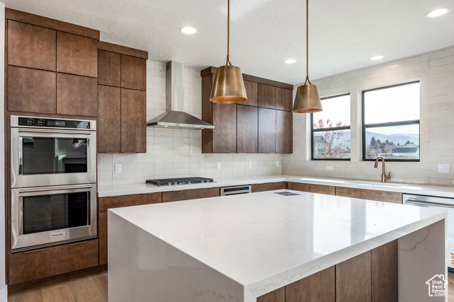 Photo 10 for MLS #2077801 at 2846 E Hayloft Ln #215