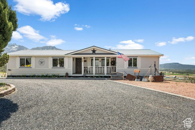 Photo 34 for MLS #2078150 at 706 E Cottontail Rd