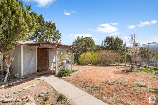 Photo 30 for MLS #2078150 at 706 E Cottontail Rd