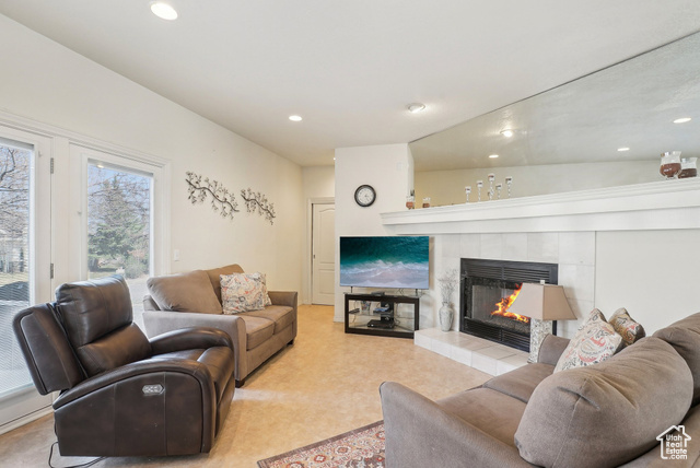 Photo 4 for MLS #2078171 at 1367 W Settlement Dr