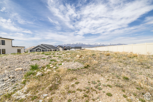 Photo 83 for MLS #2078218 at 2899 E Lake Dr